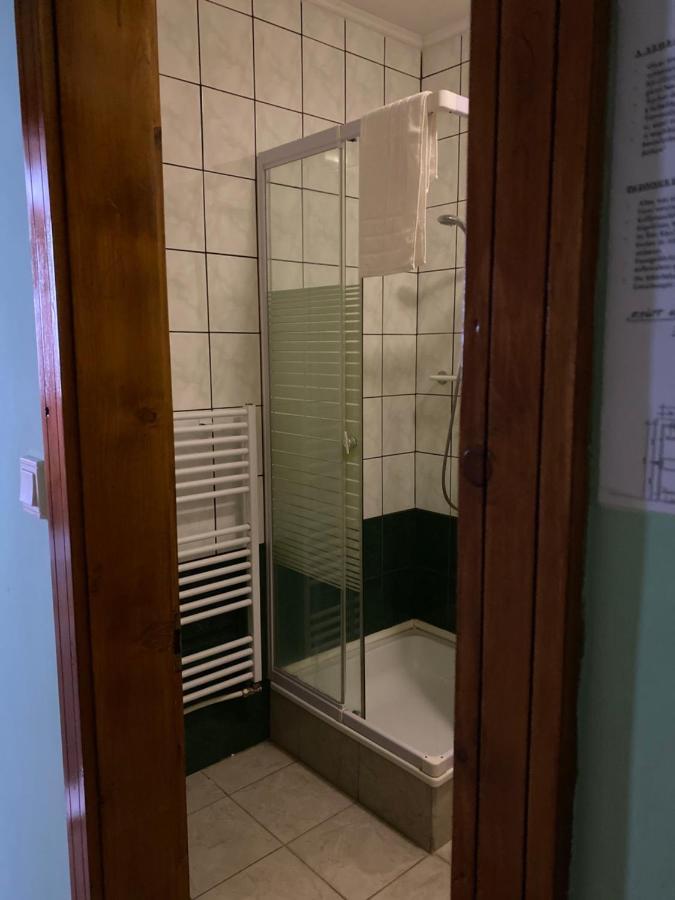 Tiszaparti Rokonok Kisköre Exteriör bild